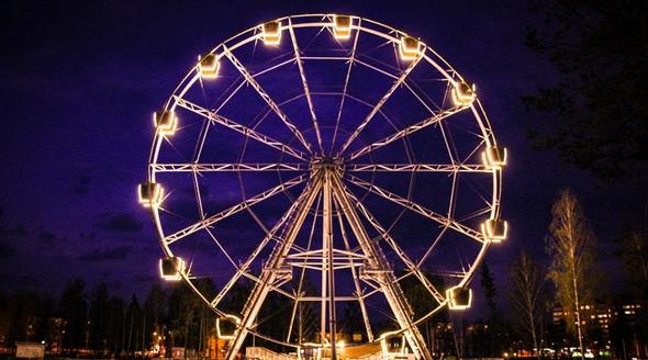 Ferris wheel in Yevpatoria